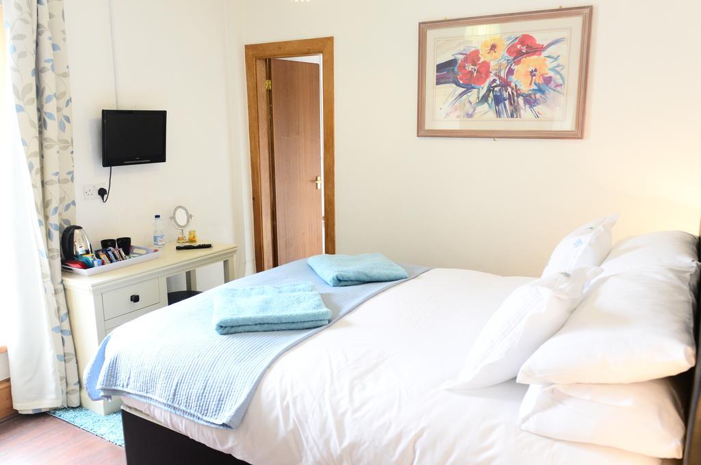Sutton Park Casa de hóspedes 3*